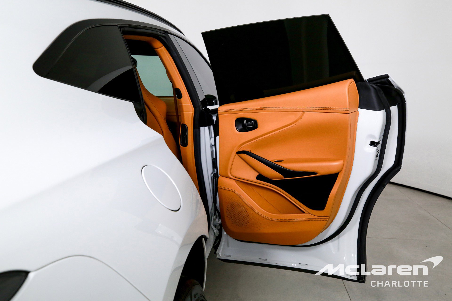 Used 2023 Aston Martin DBX 707 image 25