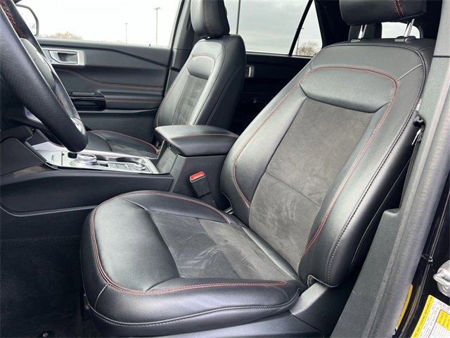 Used 2023 Ford Explorer ST-Line w/ Class IV Trailer Tow Package image 13