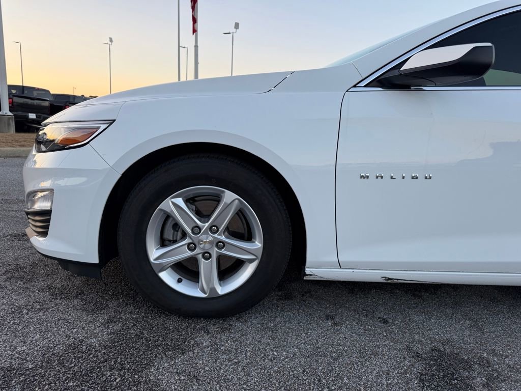 Used 2025 Chevrolet Malibu LS image 26