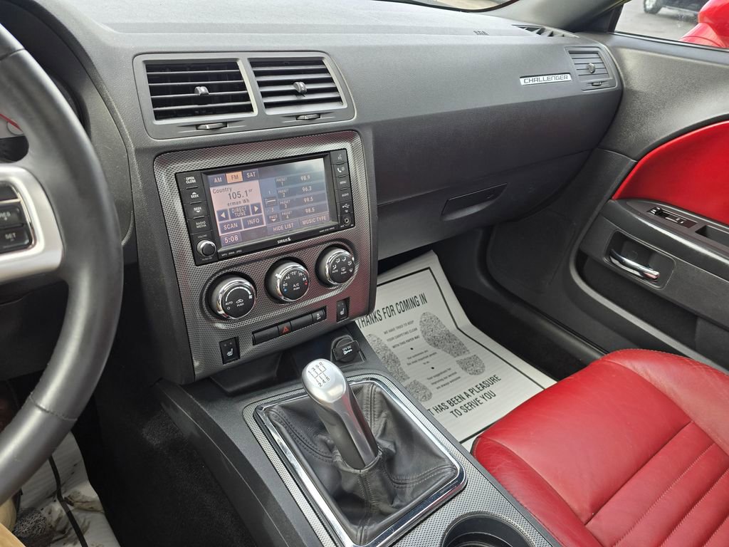 Used 2014 Dodge Challenger R/T Plus RWD image 15