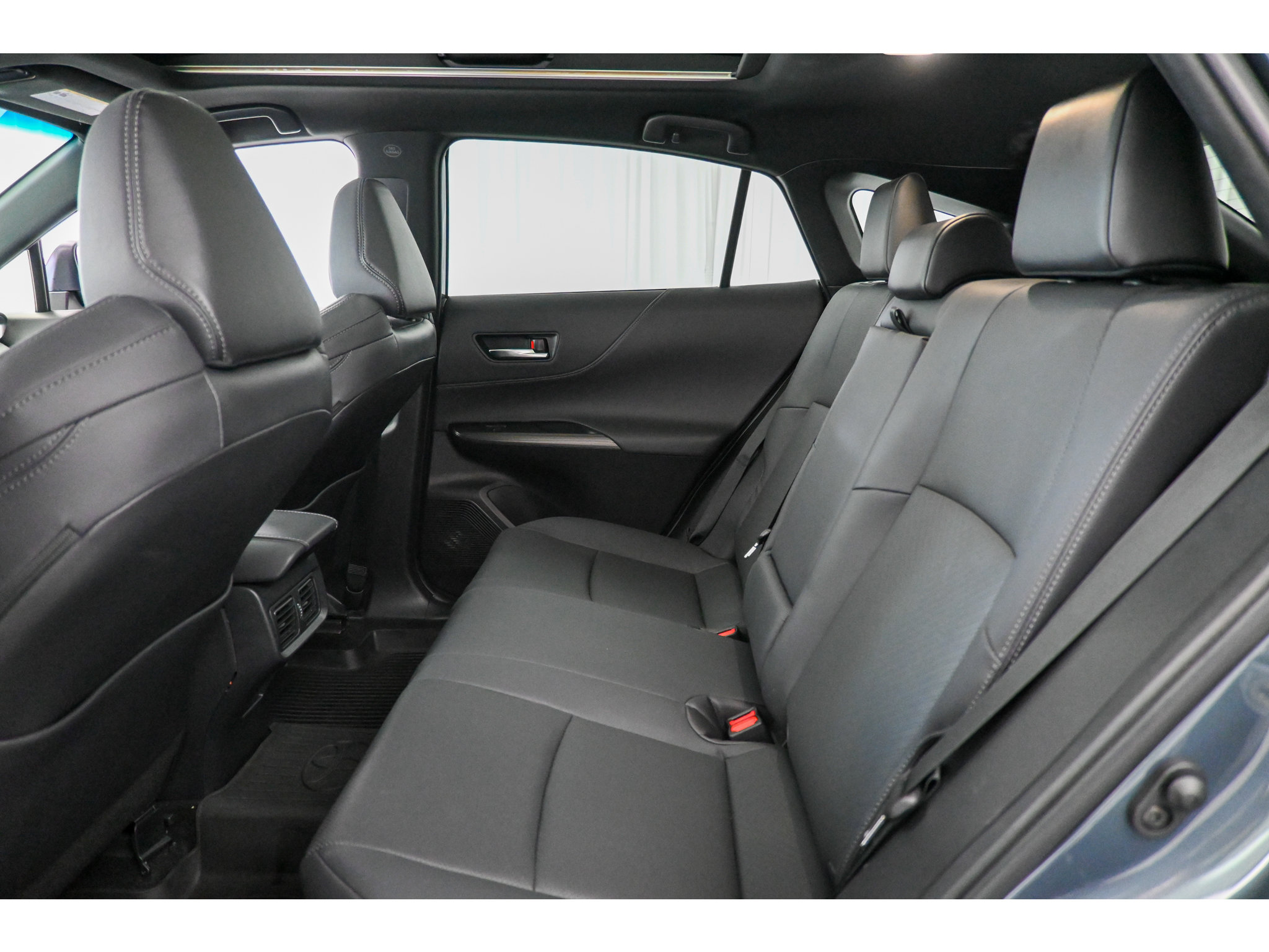Used 2023 Toyota Venza Limited AWD/4WD image 23