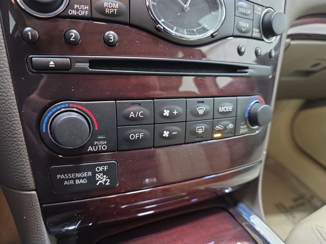 Used 2012 INFINITI G37 x w/ Premium Pkg image 23