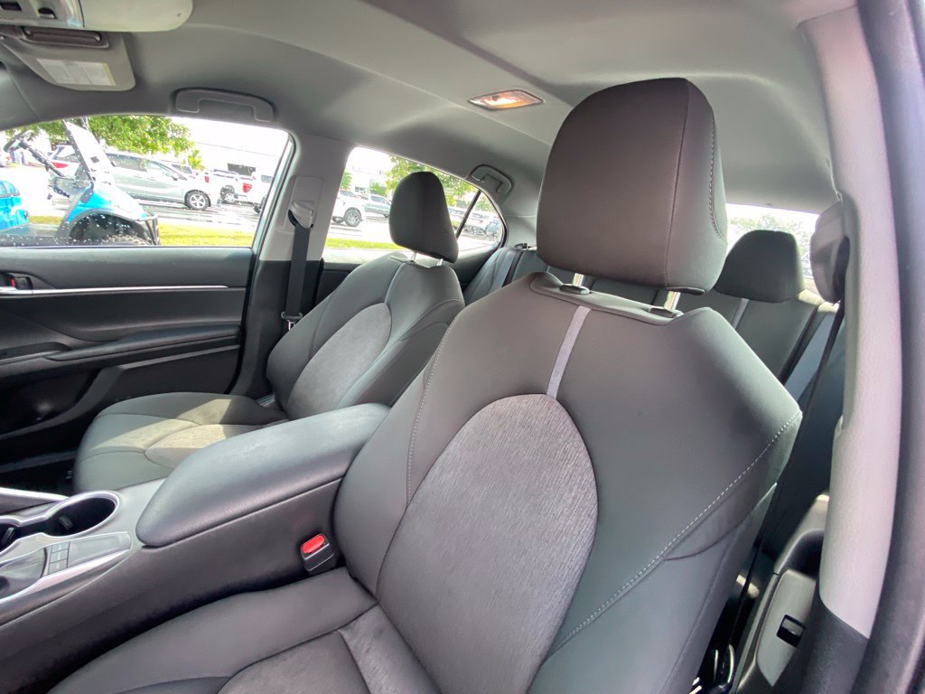Used 2023 Toyota Camry LE FWD image 19
