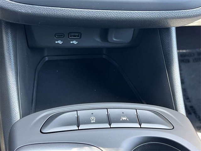 New 2025 Buick Envista Preferred image 19