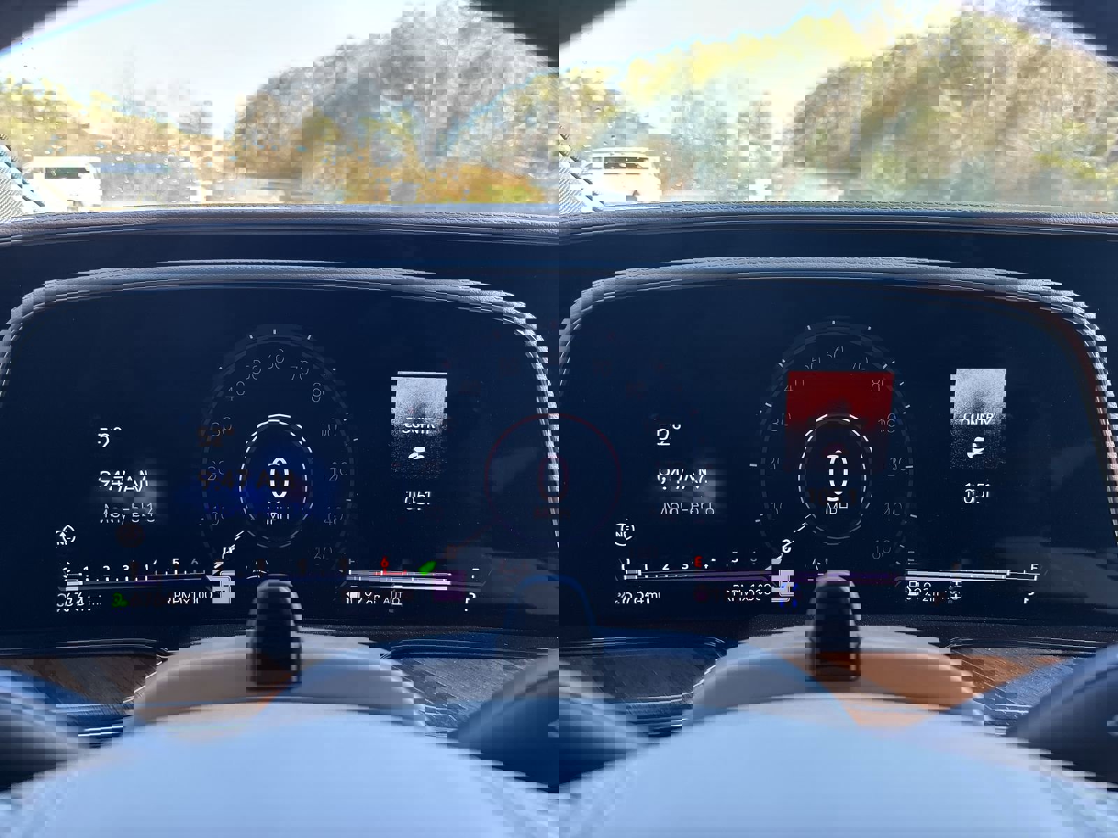 Used 2024 Cadillac Escalade Sport Platinum w/ LPO, ONYX Package image 18