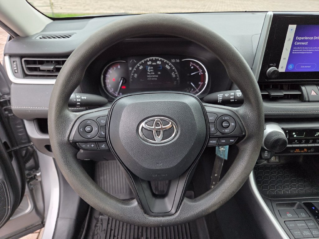 Certified 2024 Toyota RAV4 LE AWD/4WD image 29