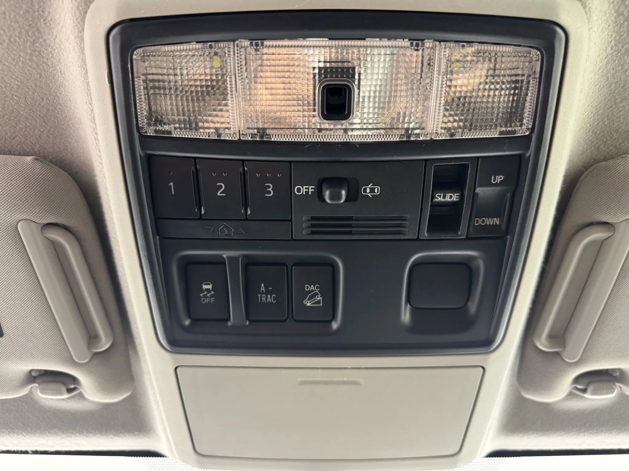 Used 2019 Toyota 4Runner SR5 Premium AWD/4WD image 24
