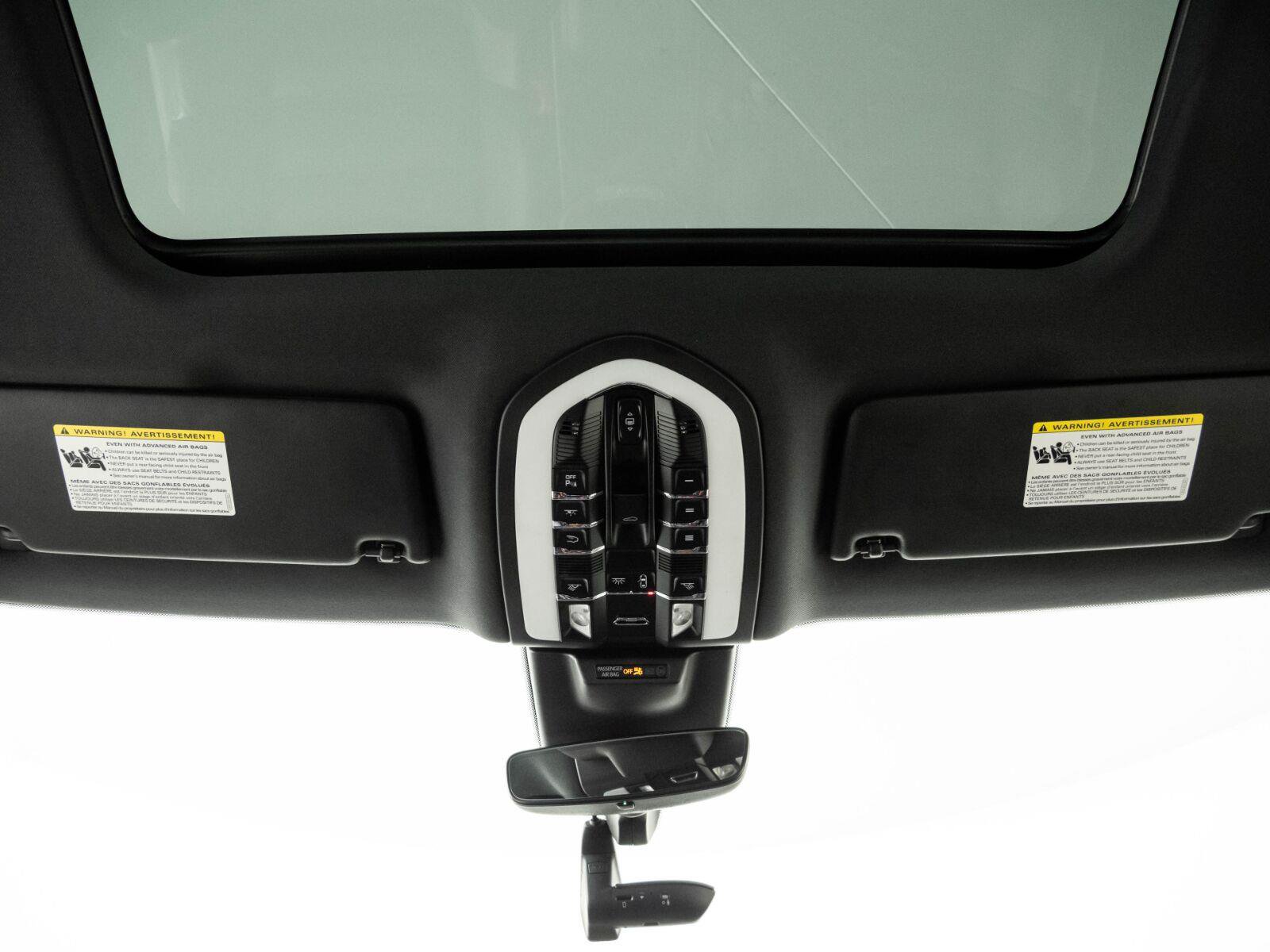Certified 2024 Porsche Macan GTS w/ Premium Plus Package AWD/4WD image 19