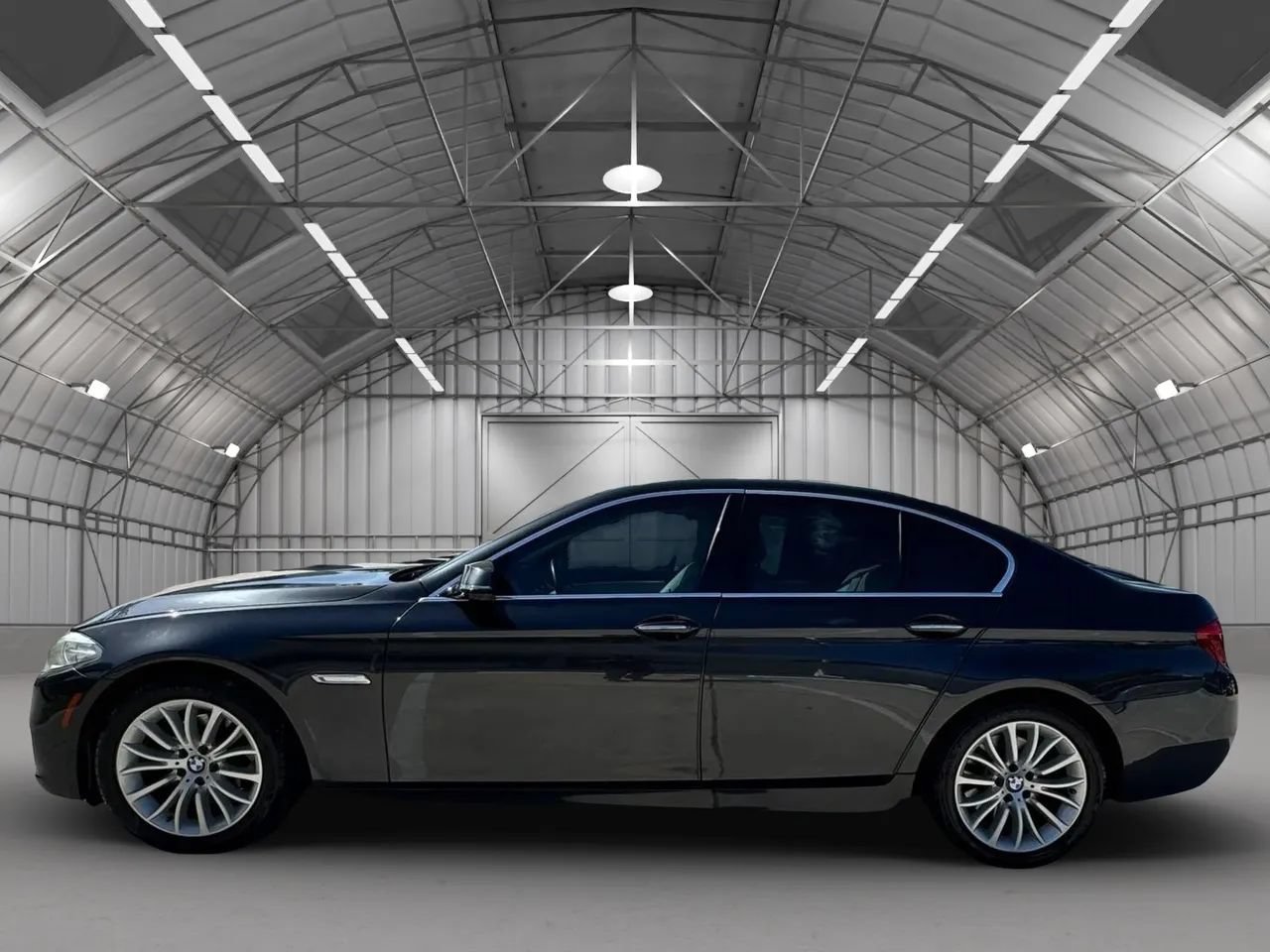 Used 2014 BMW 528i Sedan RWD image 4