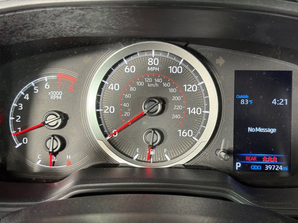 Used 2022 Toyota Corolla Cross LE w/ Moonroof Package FWD image 27