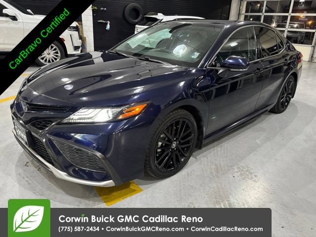 Used 2022 Toyota Camry XSE FWD image 1