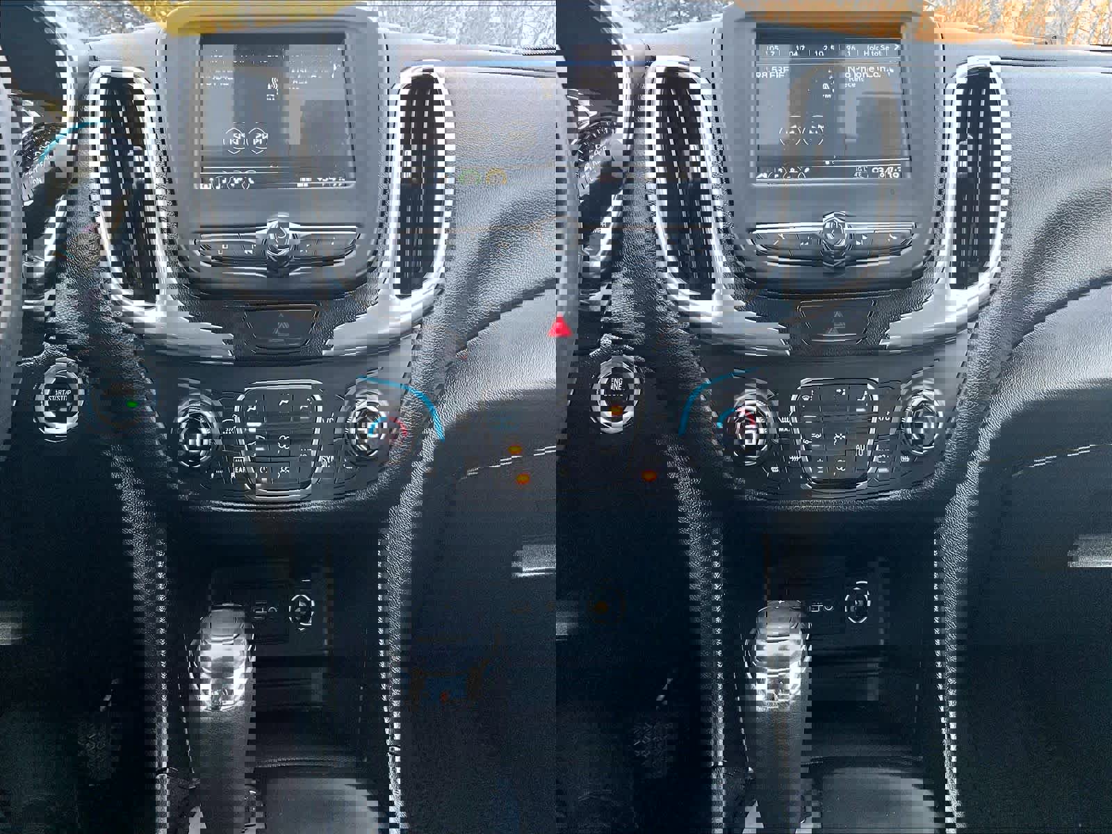 Used 2019 Chevrolet Equinox LT image 26