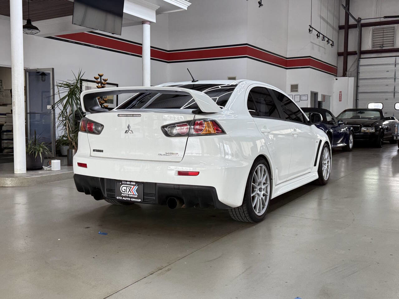 Used 2014 Mitsubishi Lancer Evolution GSR image 5