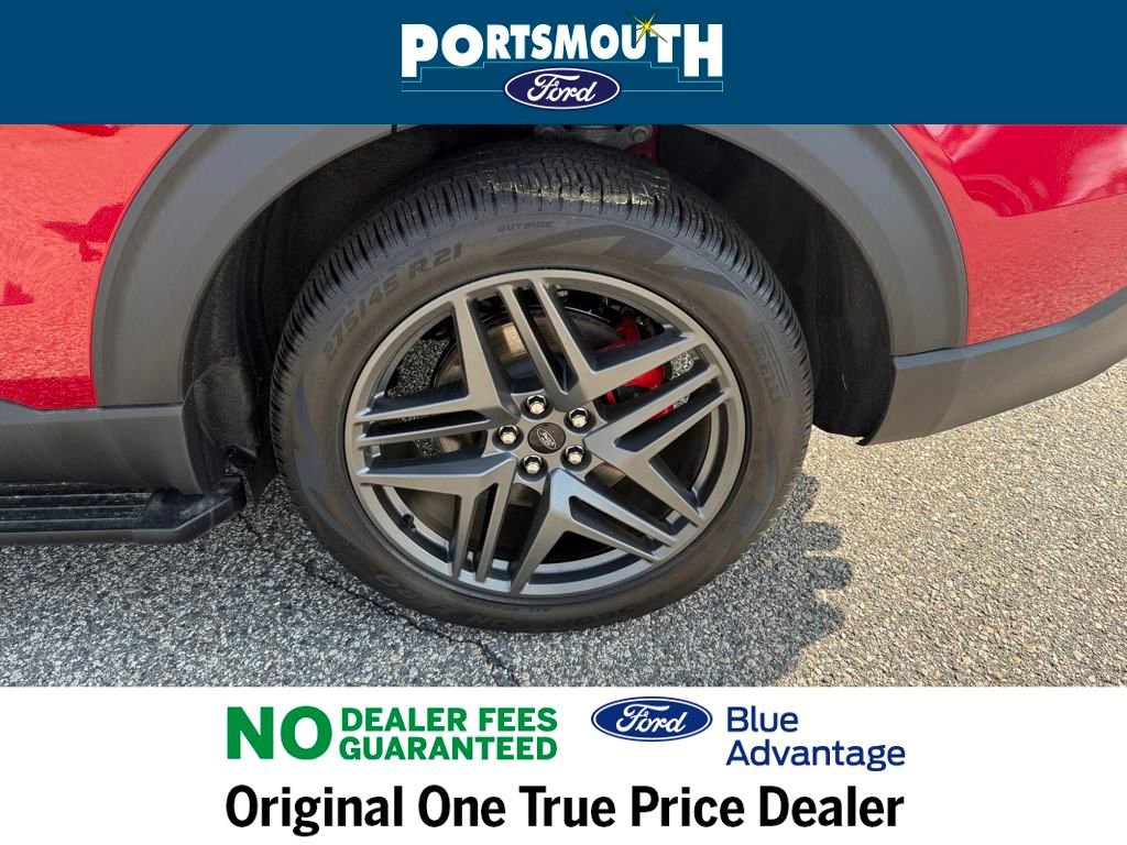 Certified 2025 Ford Explorer ST image 29