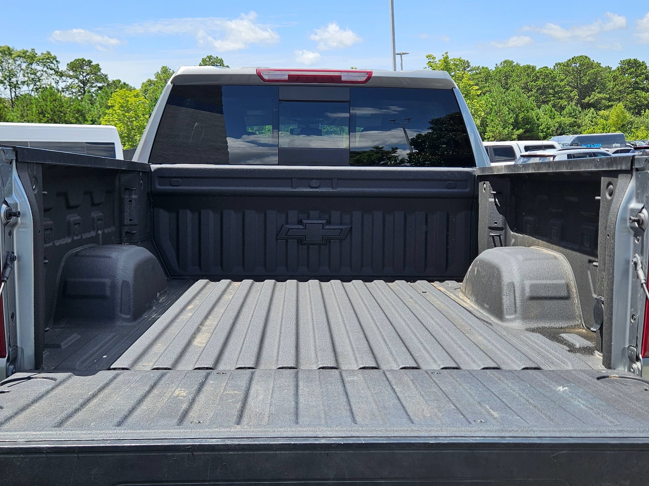 Used 2024 Chevrolet Silverado 1500 RST AWD/4WD image 29