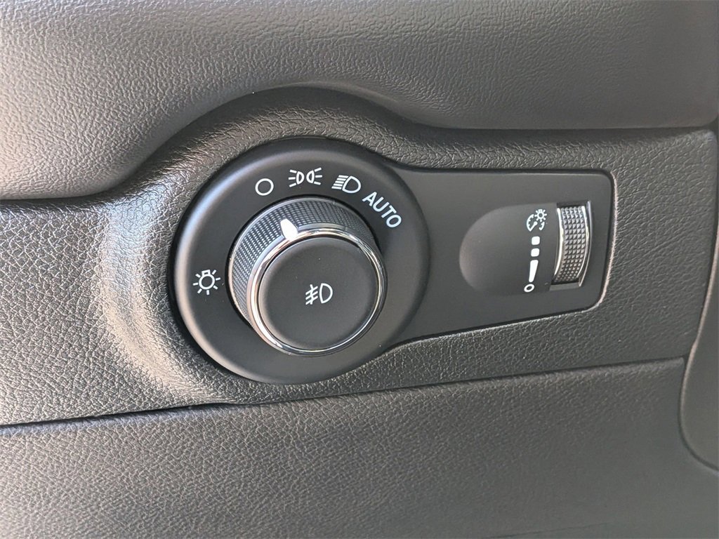 Used 2022 Dodge Durango GT image 15