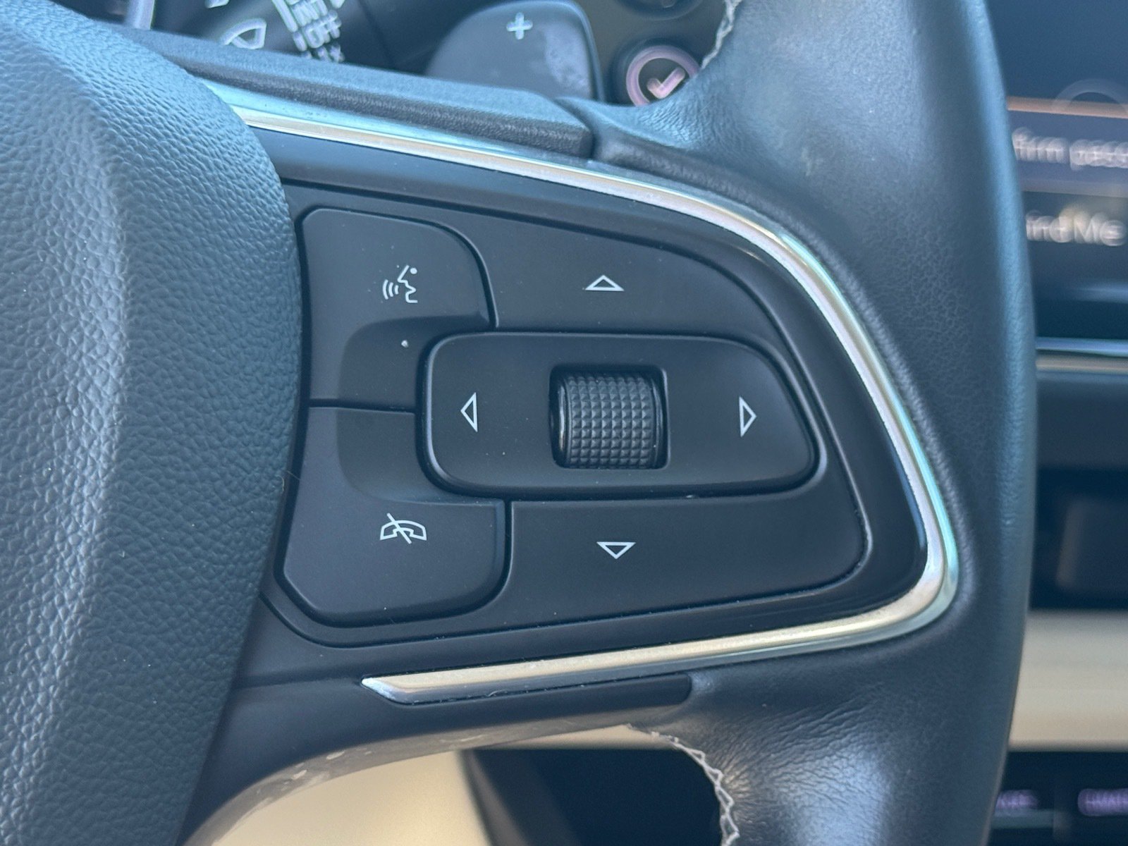 Used 2021 Buick Envision Avenir w/ Technology Package II AWD/4WD image 15