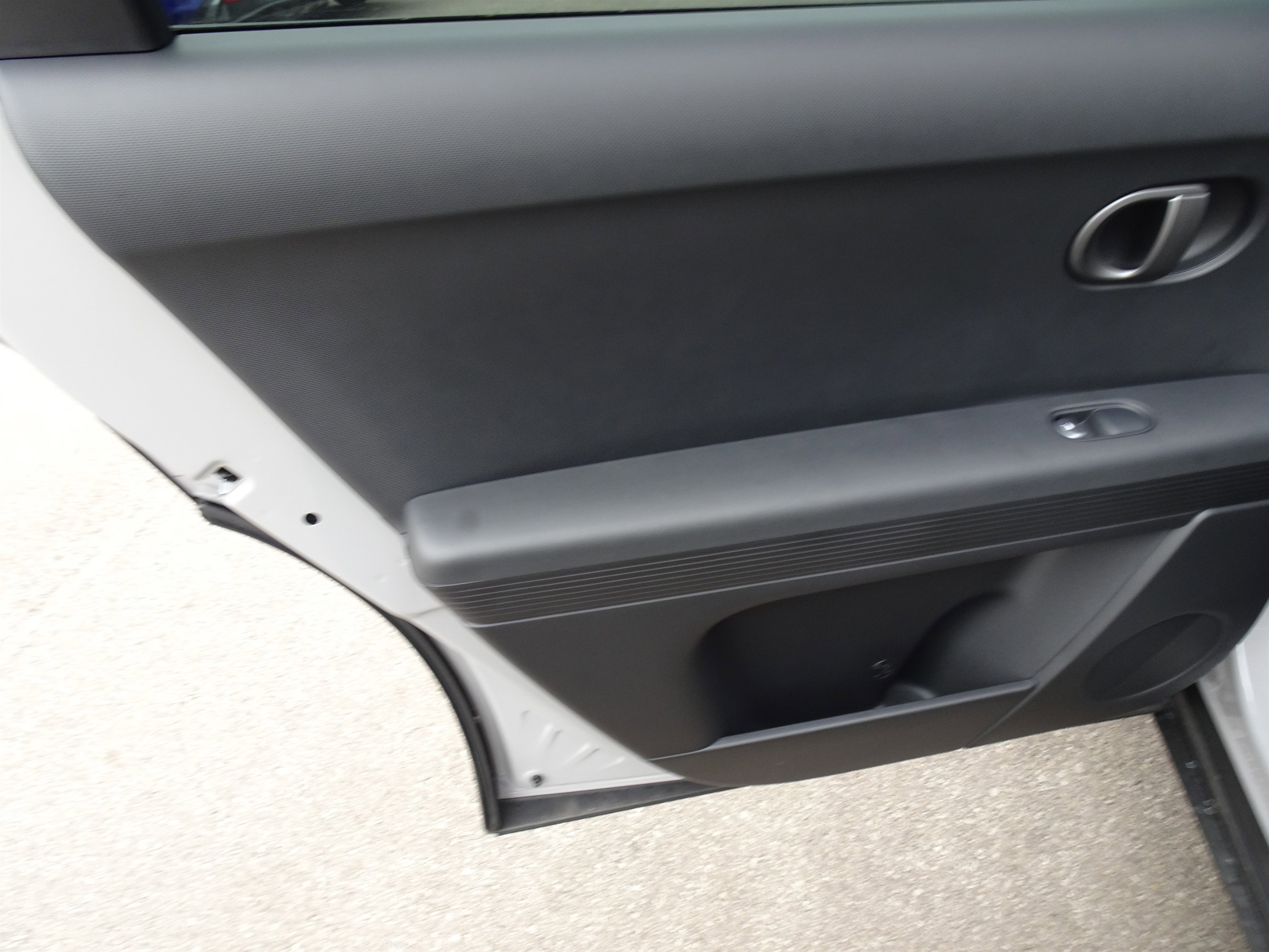 New 2026 Hyundai Ioniq 5 SEL image 15