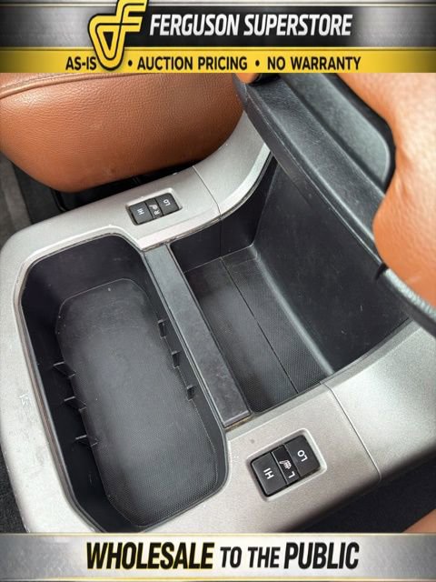 Used 2014 Toyota Sequoia Platinum image 24