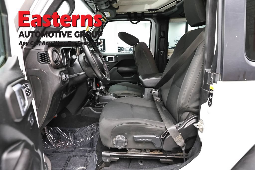 Used 2020 Jeep Wrangler Sport AWD/4WD image 14