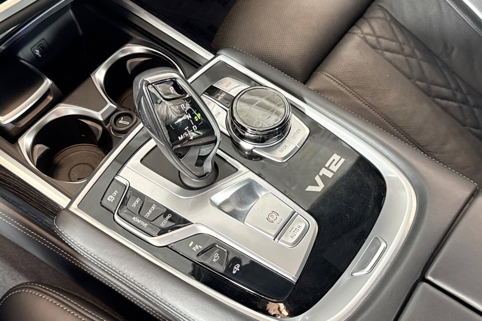 Used 2019 BMW M760i xDrive w/ Luxury Rear Seating Package image 16