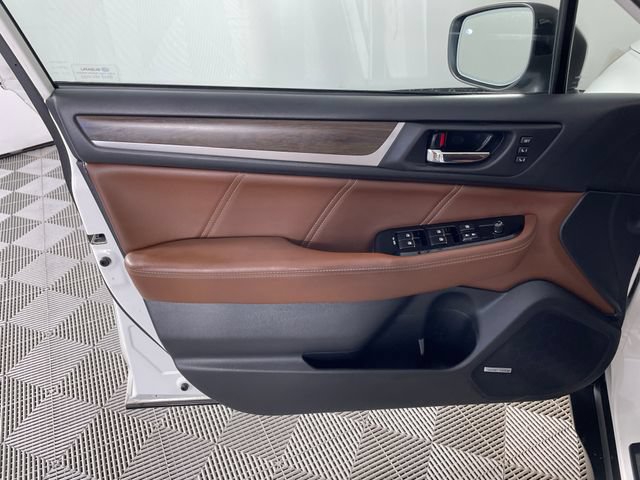 Used 2019 Subaru Outback 3.6R Touring w/ Popular Package #3A AWD/4WD image 15