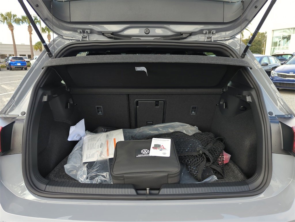 New 2026 Volkswagen GTI SE image 19