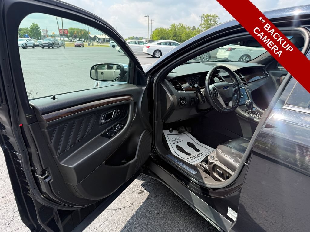 Used 2019 Ford Taurus Limited FWD image 11