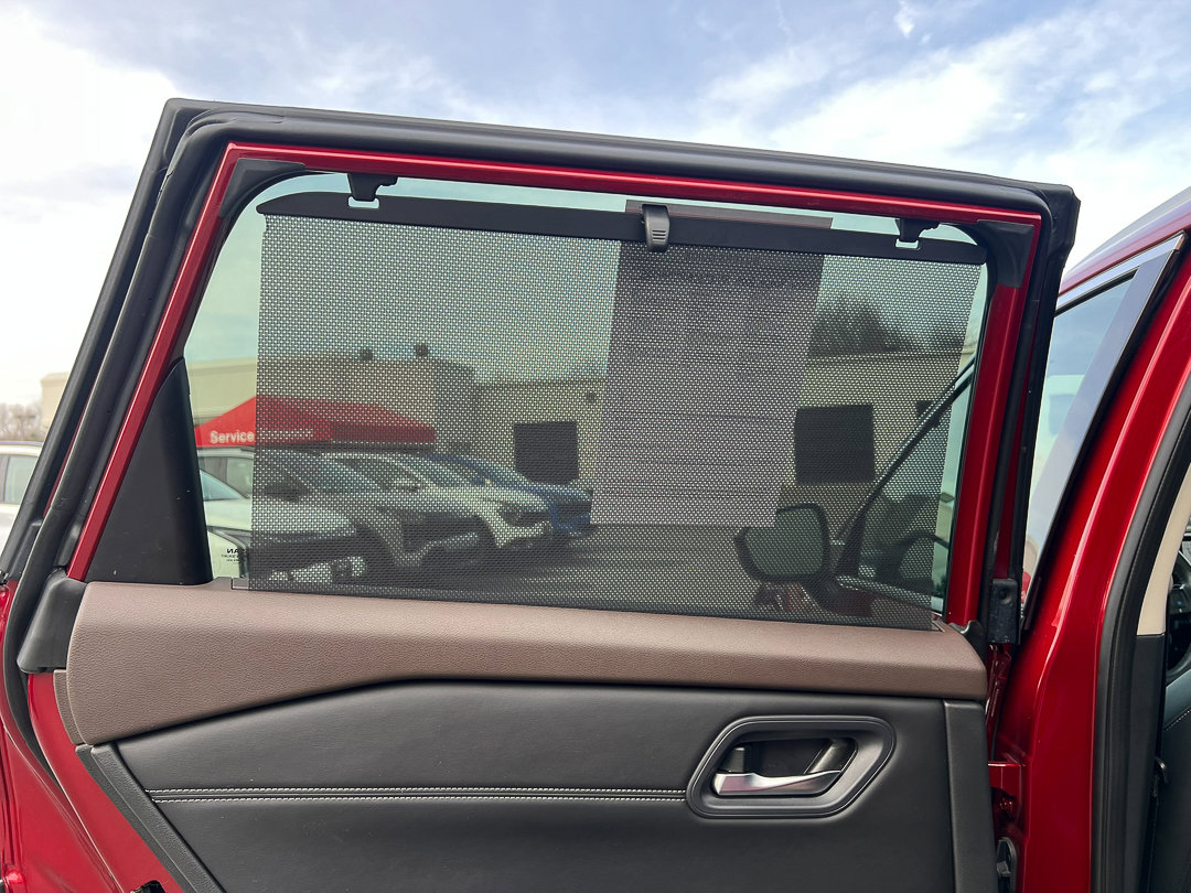 Used 2023 Nissan Rogue SL w/ SL Premium Package image 25