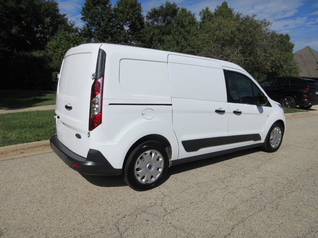 Used 2018 Ford Transit Connect XLT FWD image 9