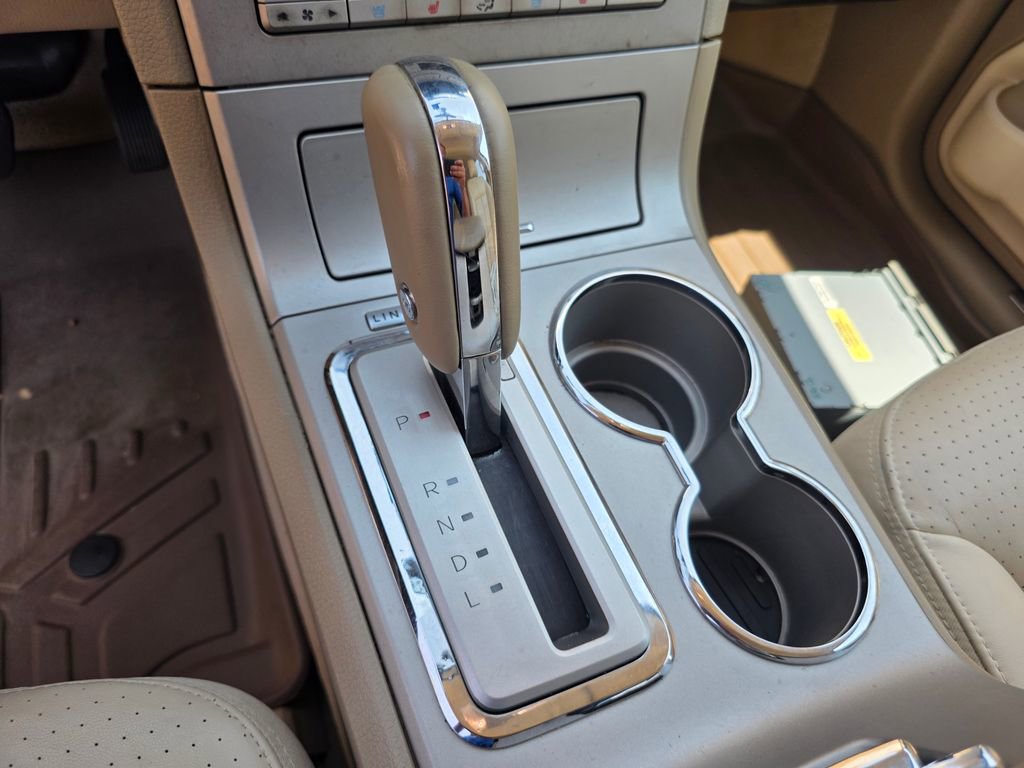 Used 2007 Lincoln MKX AWD image 17