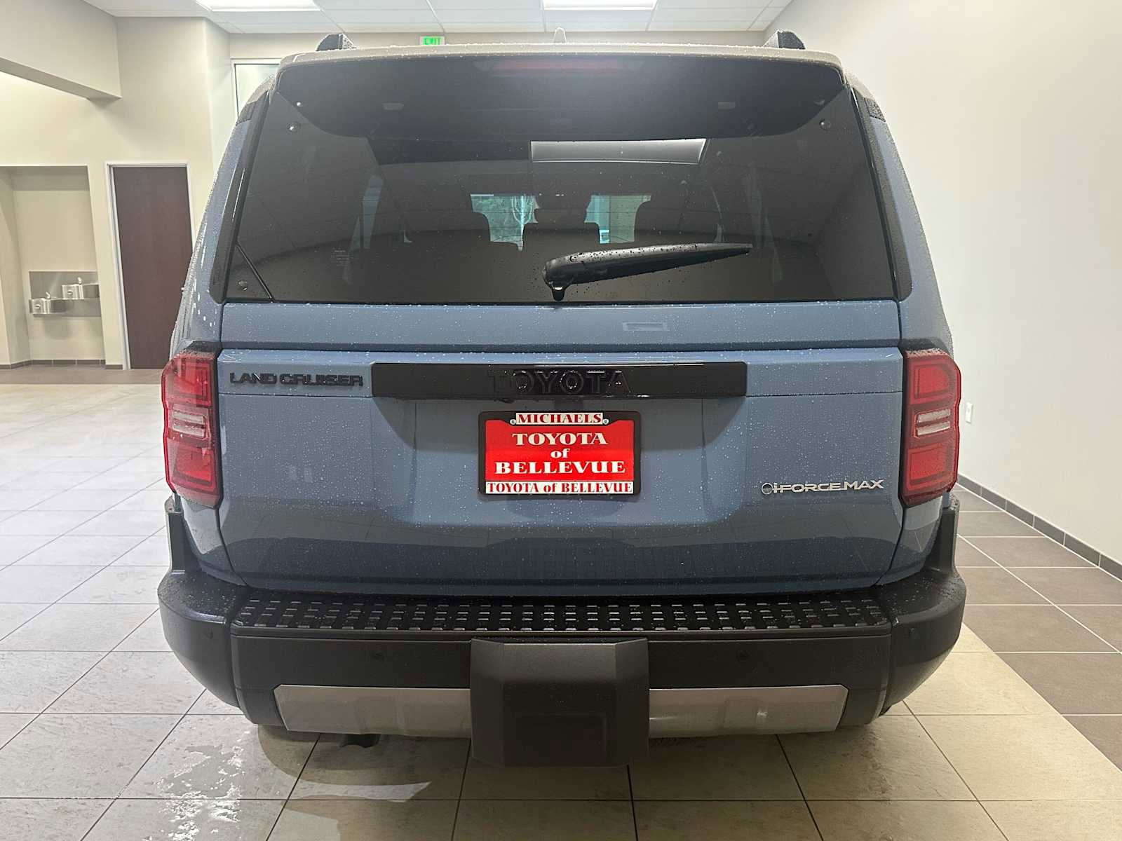 Certified 2025 Toyota Land Cruiser image 5