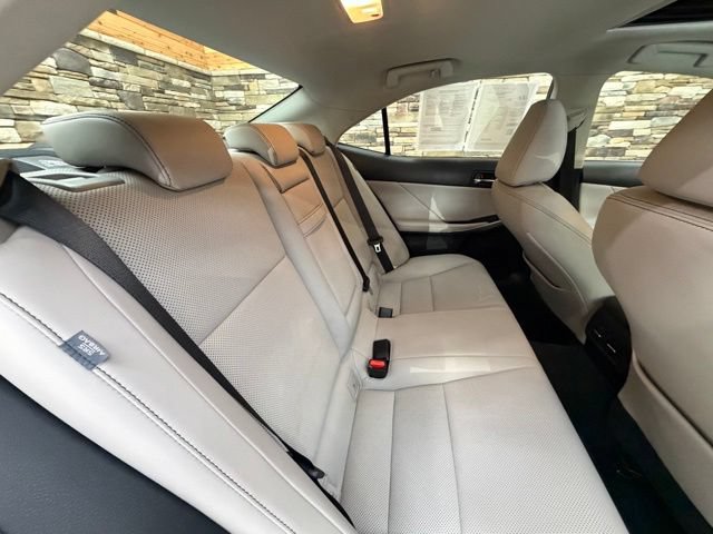 Used 2016 Lexus IS 300 AWD w/ Navigation System Package image 37