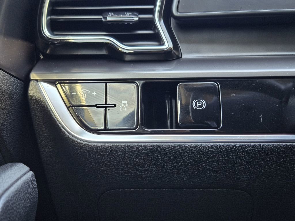 Certified 2024 Kia Sportage EX FWD image 24