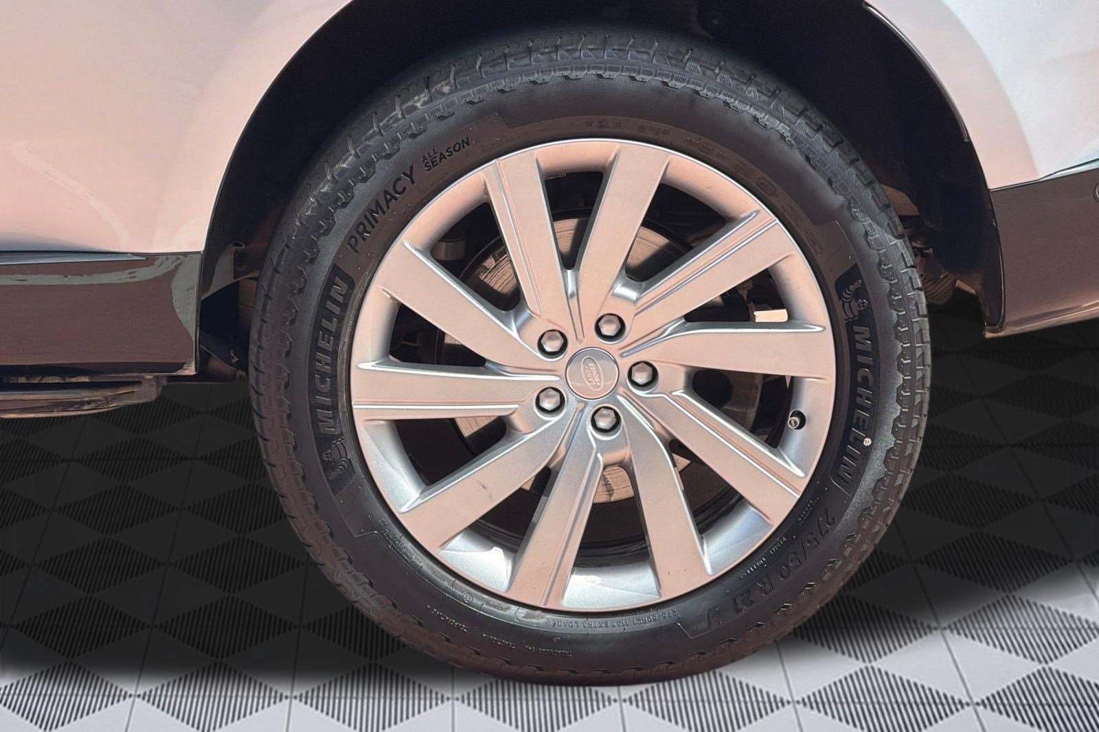 Used 2023 Land Rover Range Rover SE AWD/4WD image 12