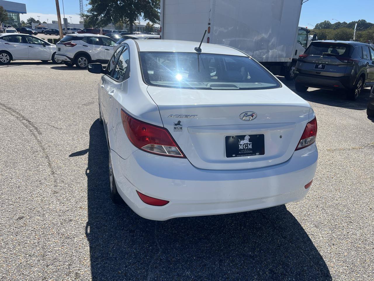 Used 2015 Hyundai Accent GLS FWD image 20