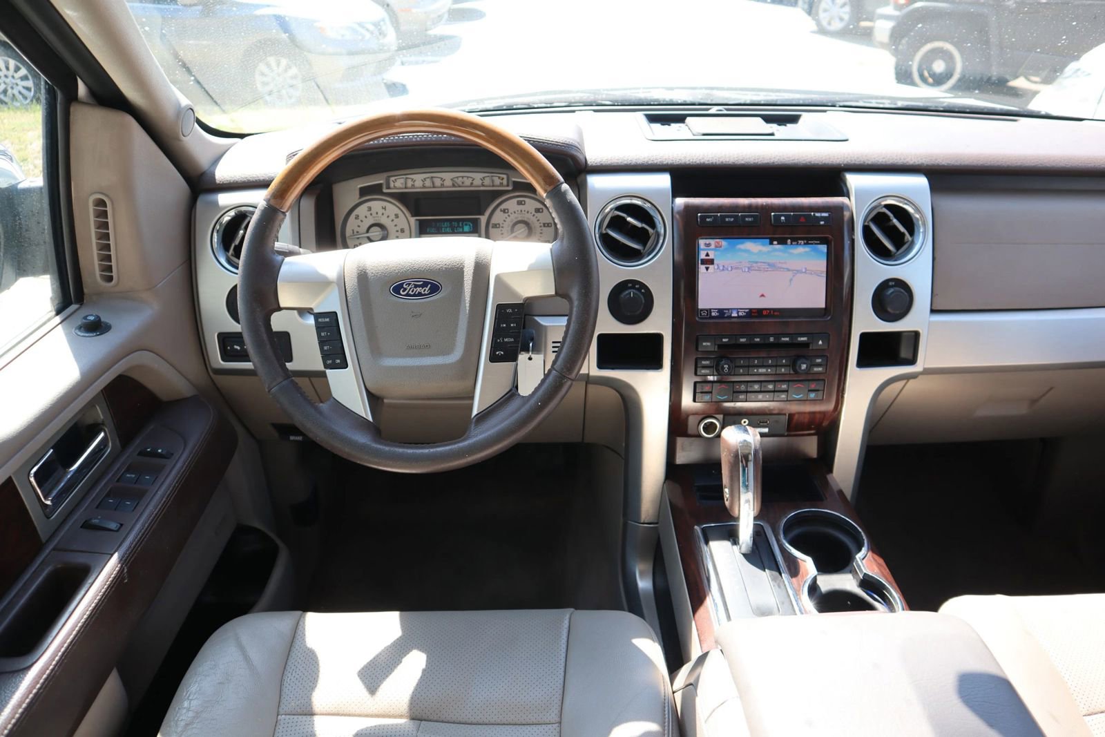 Used 2010 Ford F150 Platinum image 20