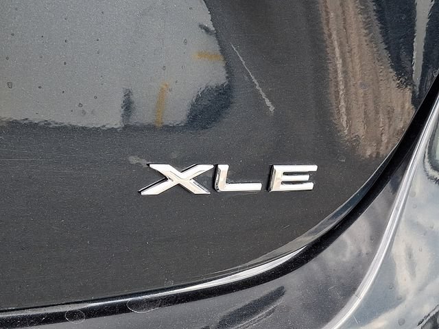 Used 2016 Toyota Avalon XLE Premium FWD image 33