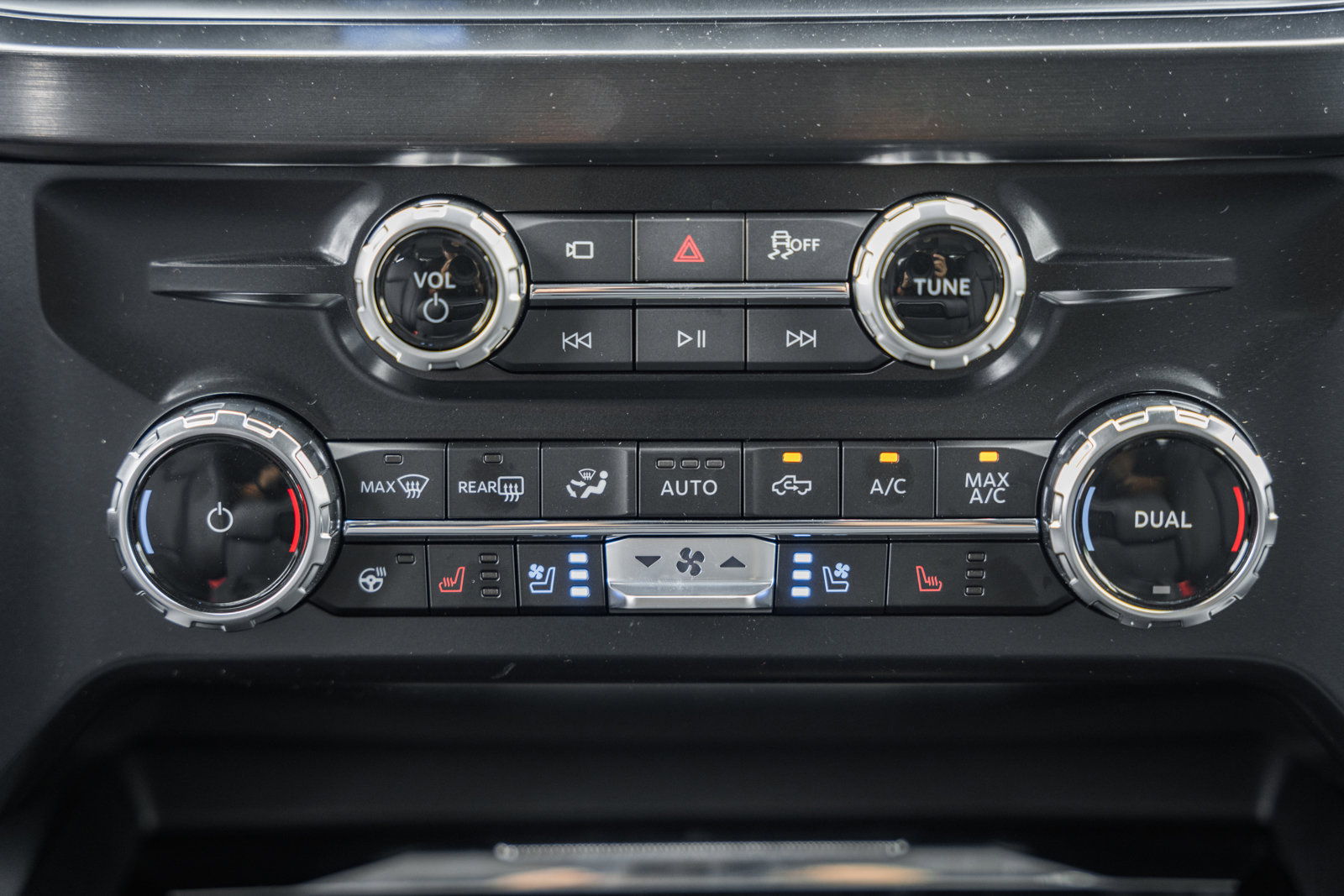 New 2026 Ford F250 Lariat w/ Chrome Package image 26