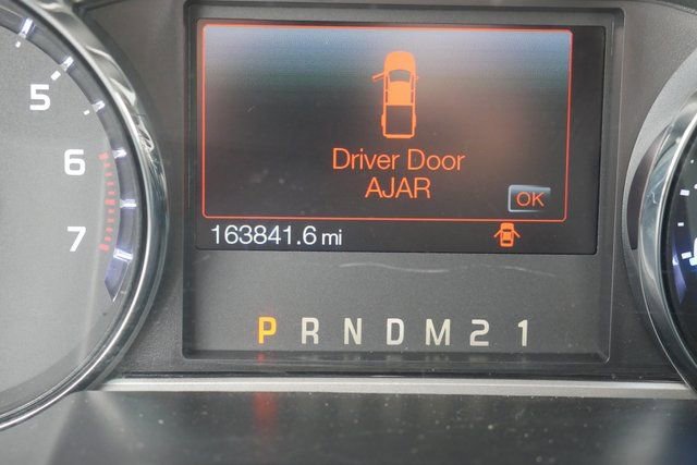 Used 2015 Ford F350 Lariat image 19