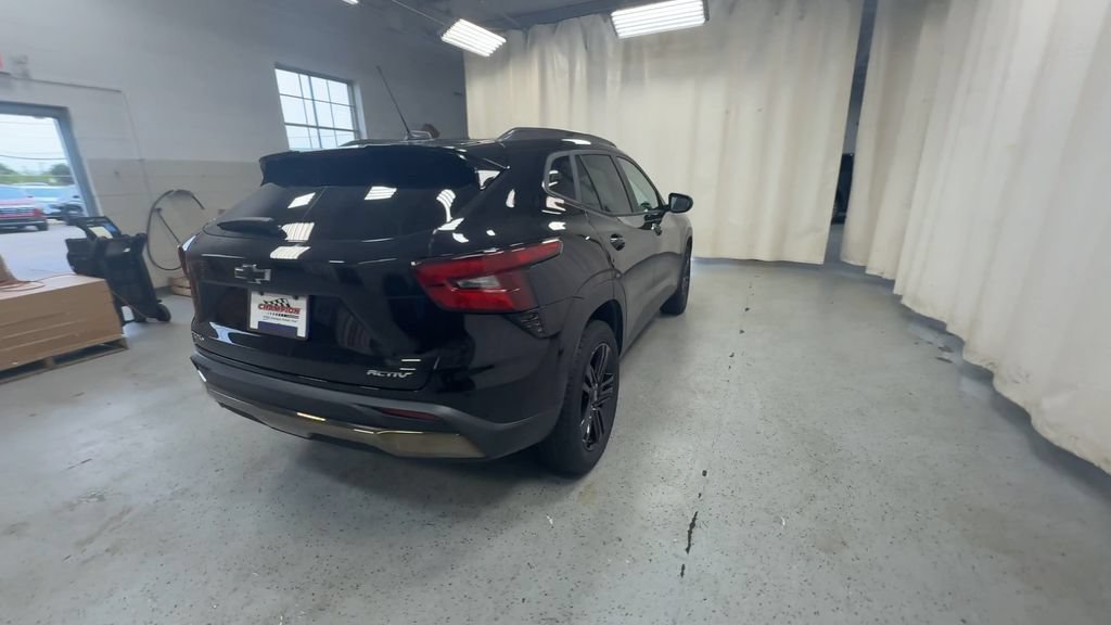 Certified 2024 Chevrolet Trax ACTIV w/ Driver Confidence Package FWD image 8