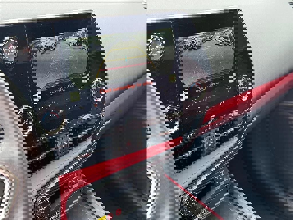 Used 2025 Lexus NX 250 FWD w/ Towing Package (2000 Lbs) image 24