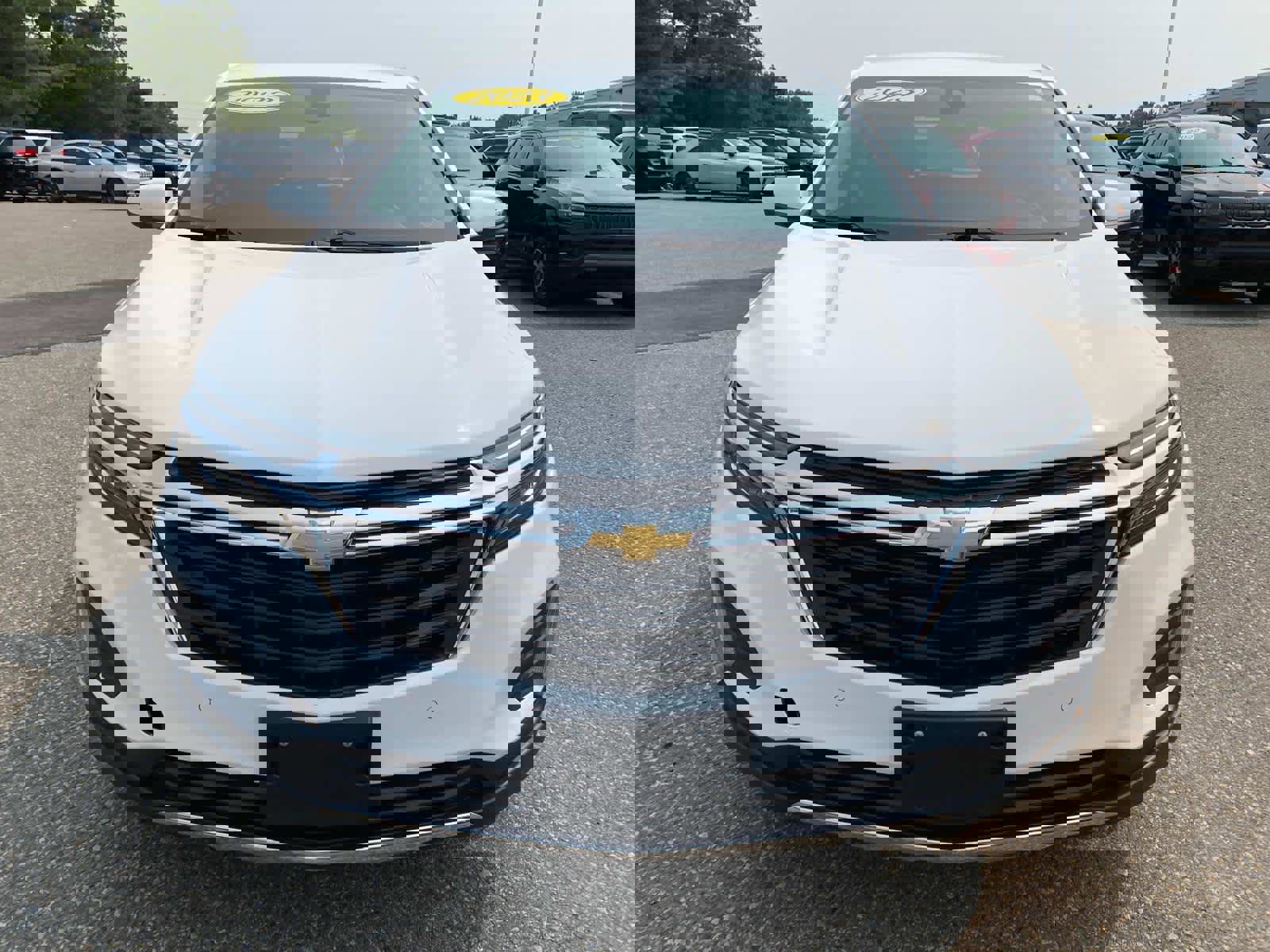 Used 2023 Chevrolet Equinox LT w/ LPO, Floor Liner Package image 9