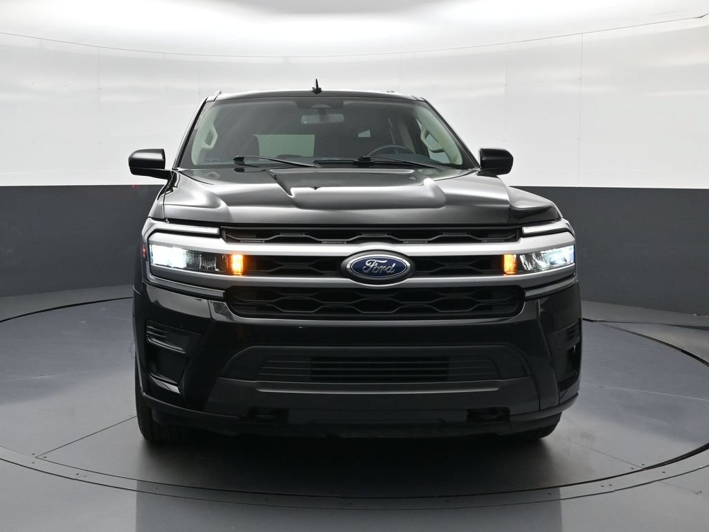 Used 2022 Ford Expedition Max XLT AWD/4WD image 3