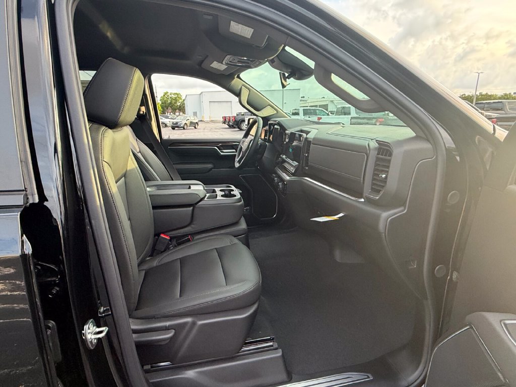 New 2026 Chevrolet Silverado 1500 LT w/ All Star Edition Plus AWD/4WD image 14