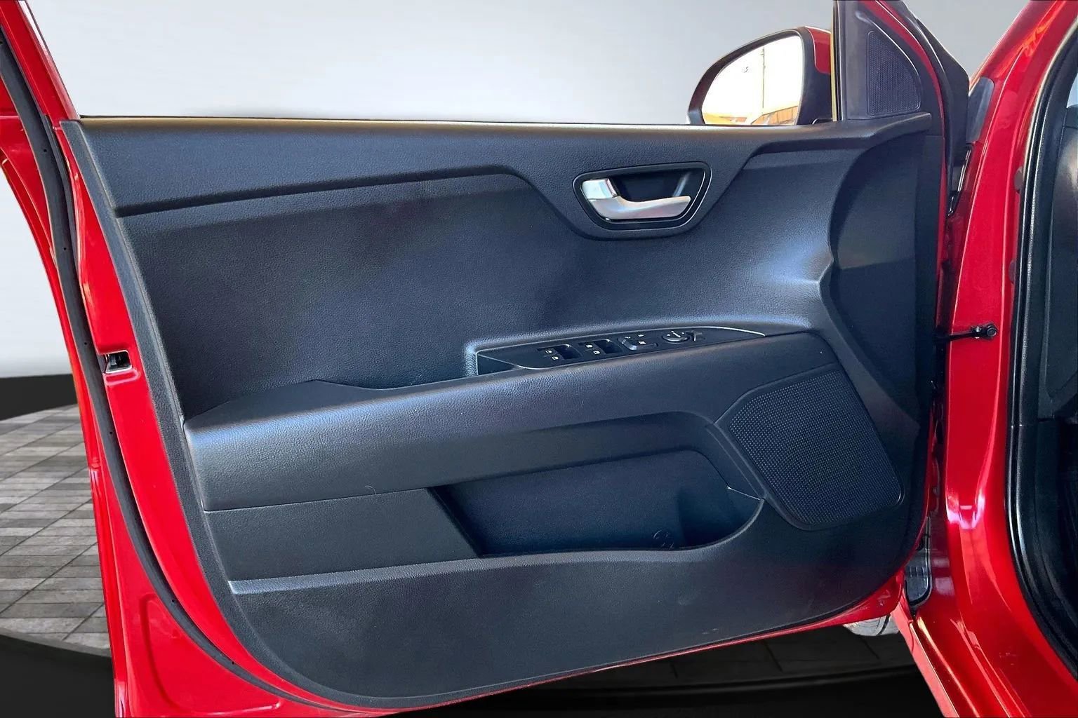 Used 2023 Kia Rio S w/ Technology Package image 17