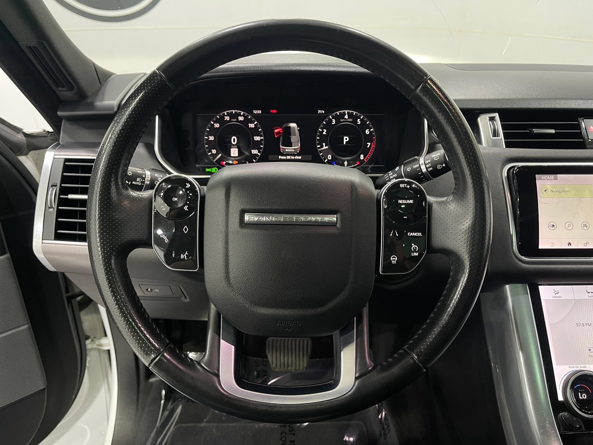 Used 2020 Land Rover Range Rover Sport HSE AWD/4WD image 22