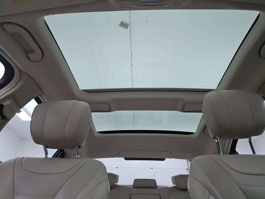 Used 2020 Mercedes-Benz S 560 4MATIC Sedan image 4