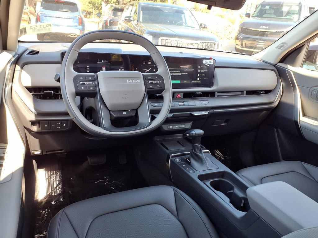 Used 2027 Kia Seltos EX FWD image 11