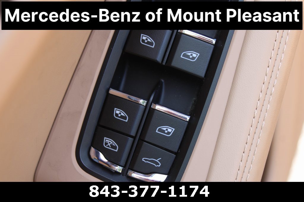 Used 2022 Porsche Macan image 19